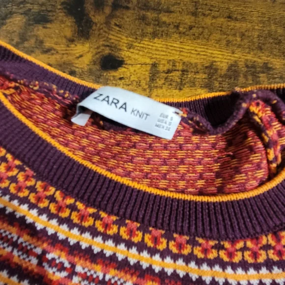 Zara Multicolor Patterned Sweater - Picture 2 of 3